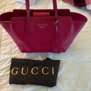 Gucci tote 💛